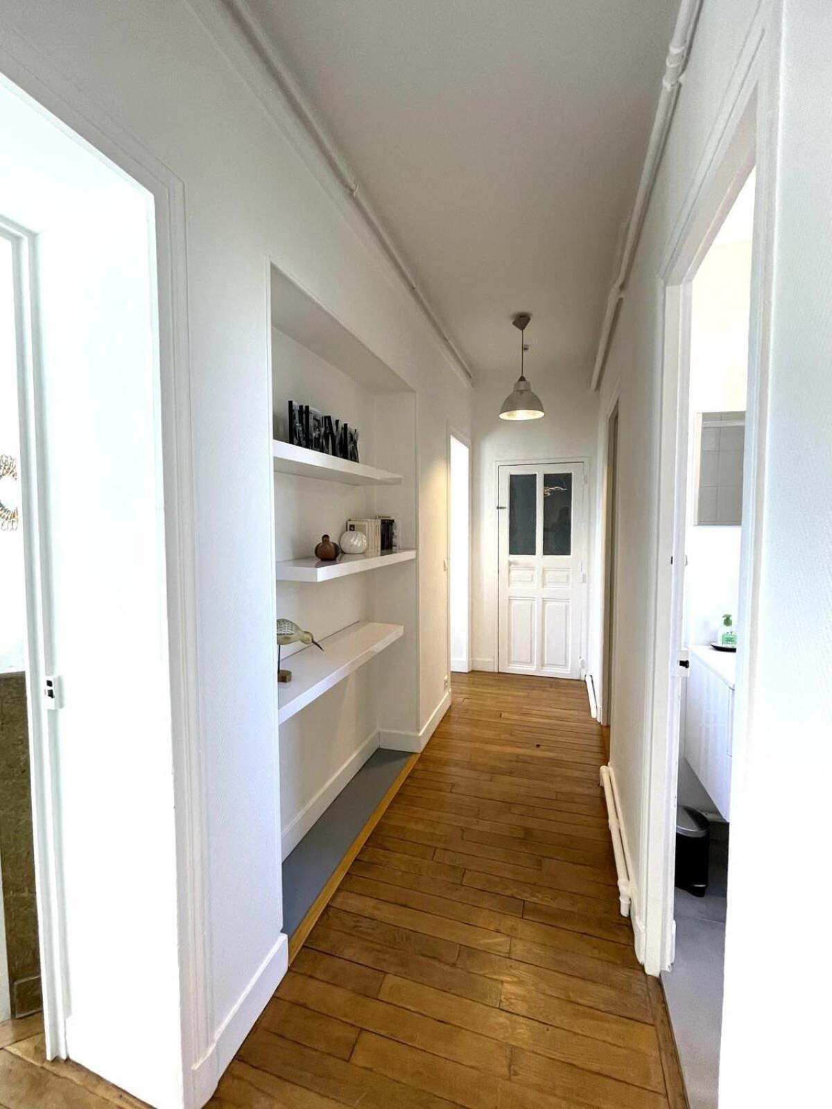 - Chez Sebastien * Fontainebleau