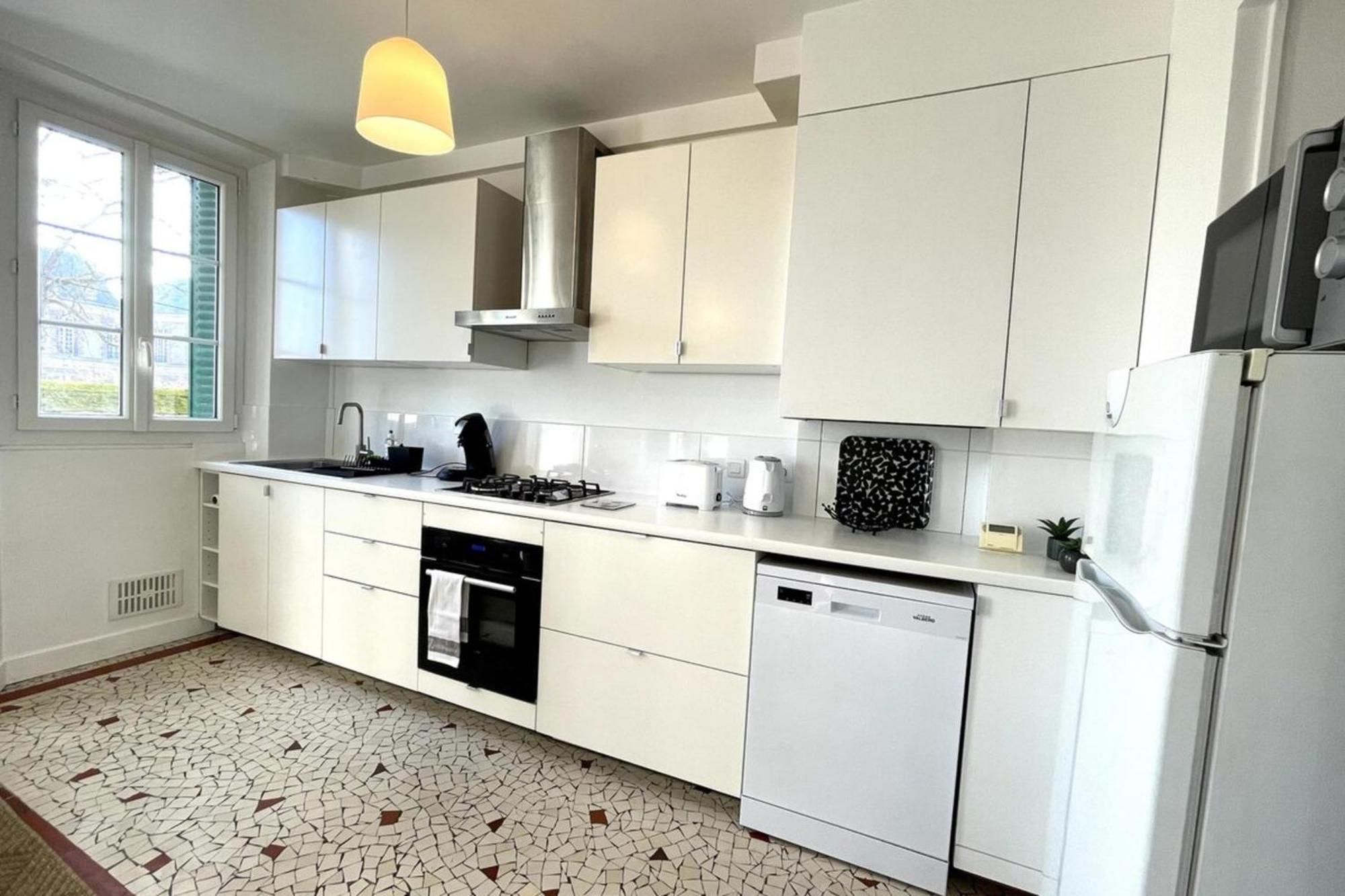- Chez Sebastien Apartment *